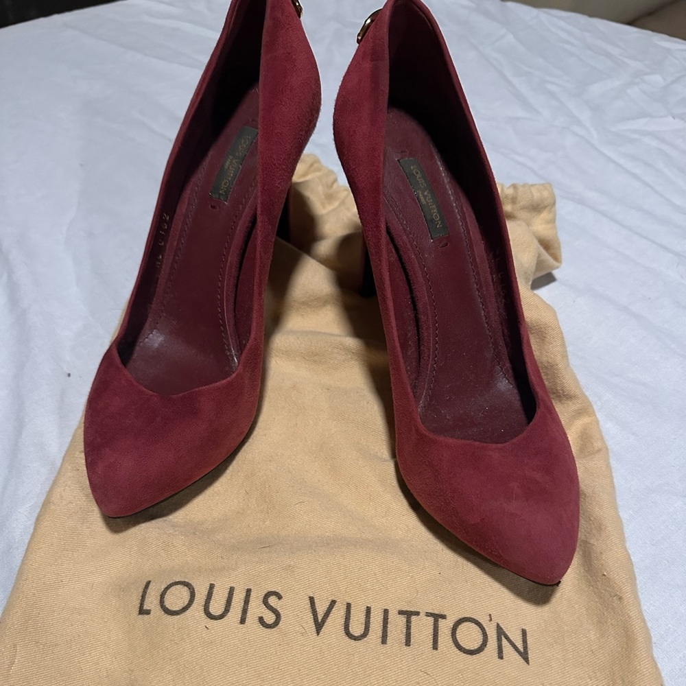Louis Vuitton Suede heels